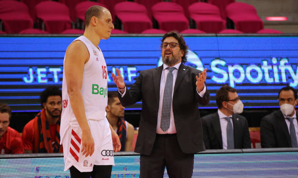 比如中场新 比如中场新